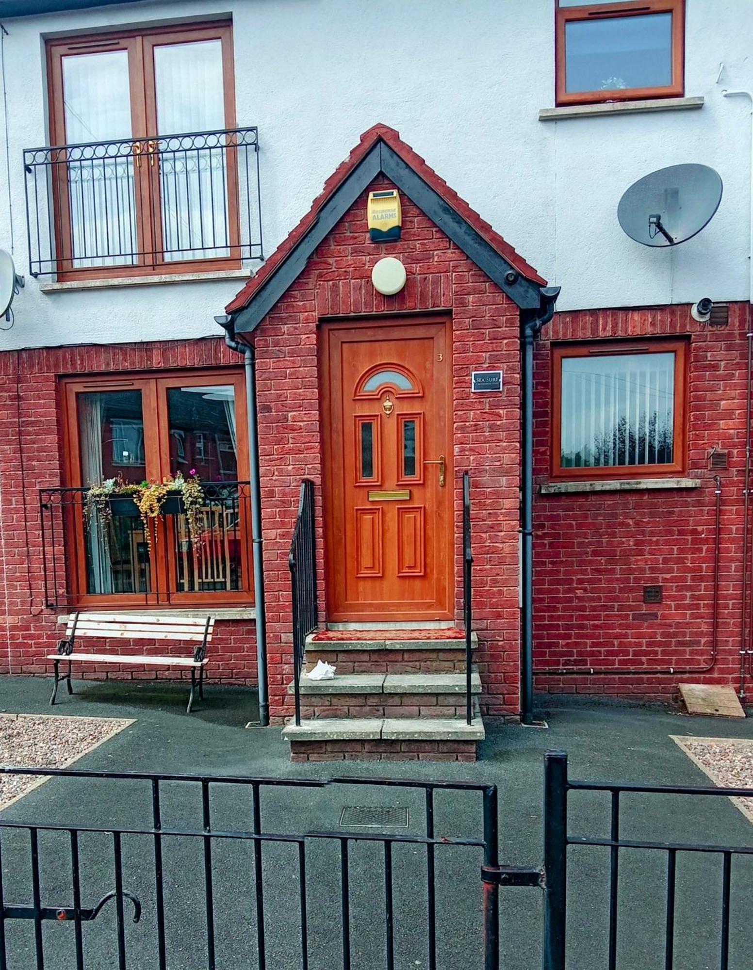 Sea Surf Apartment Bangor  Luaran gambar